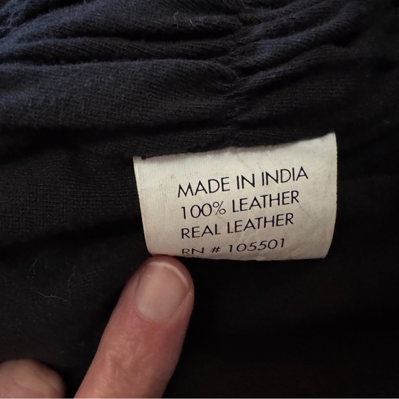 Double D Ranch AMAZING Leather coat.  Worn 2x.  Smoke free home. - Picture 9 of 10